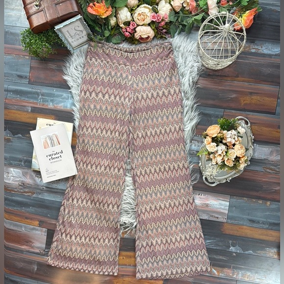 Camille & Co. Chic Zigzag Crochet Knit Patterned wide legged Pants - Picture 1 of 8
